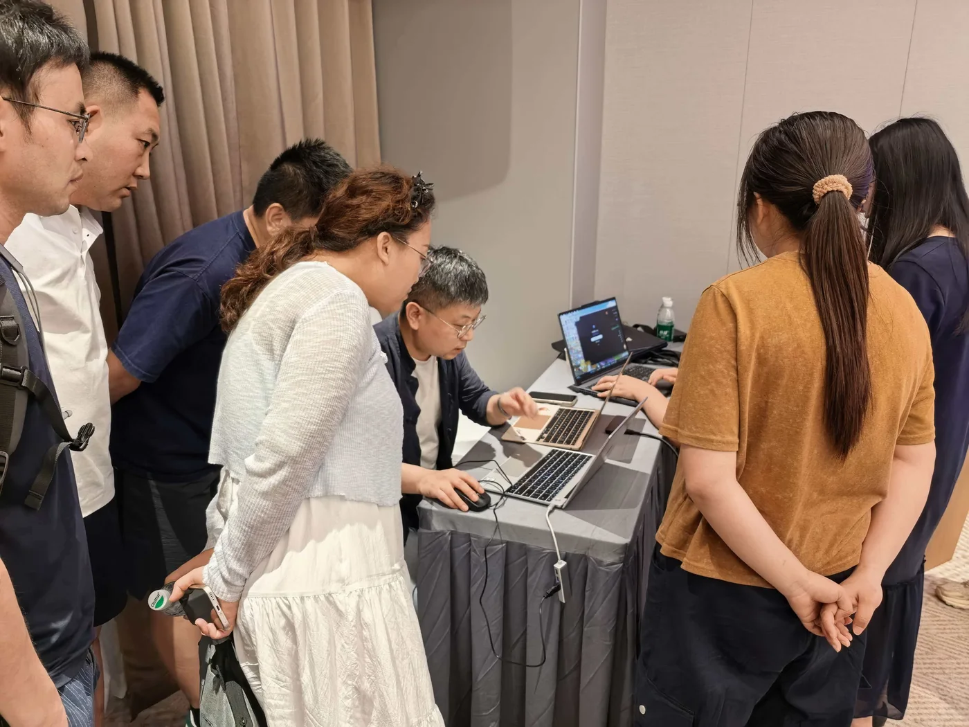 训练营实操辅导现场